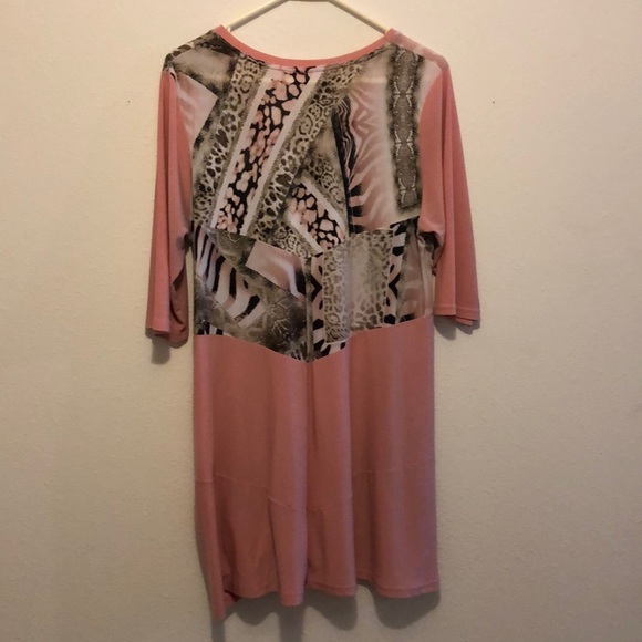 Magna Fashion size 14/16 pink/animal print tunic - Picture 5 of 6